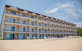 Bayshore Hotel Traverse City Michigan